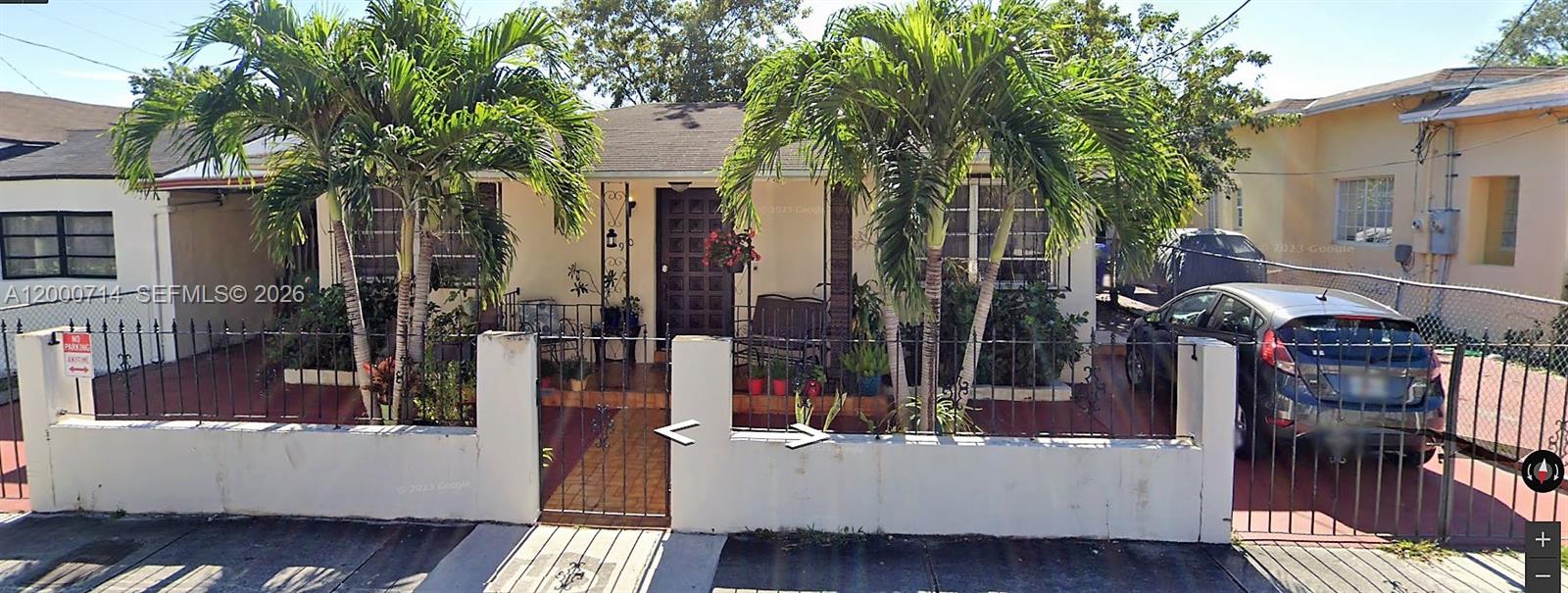 910 SW 9th St, Miami FL 33130