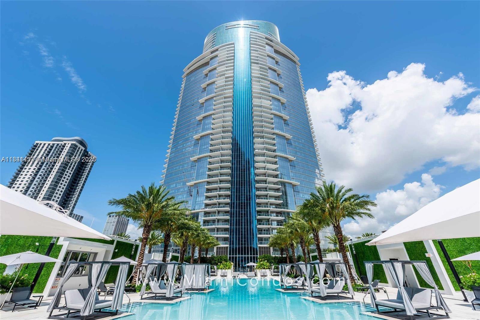 851 NE 1st Ave # 3005, Miami FL 33132
