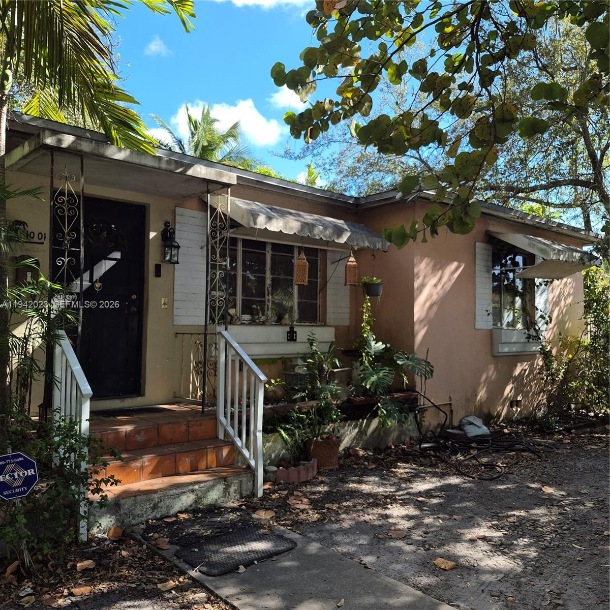 1001 NW 37th Ave, Miami FL 33125