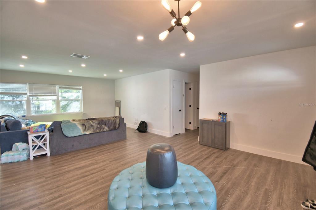 112 PAINE DRIVE, WINTER HAVEN, FL — photo 3 of 30
