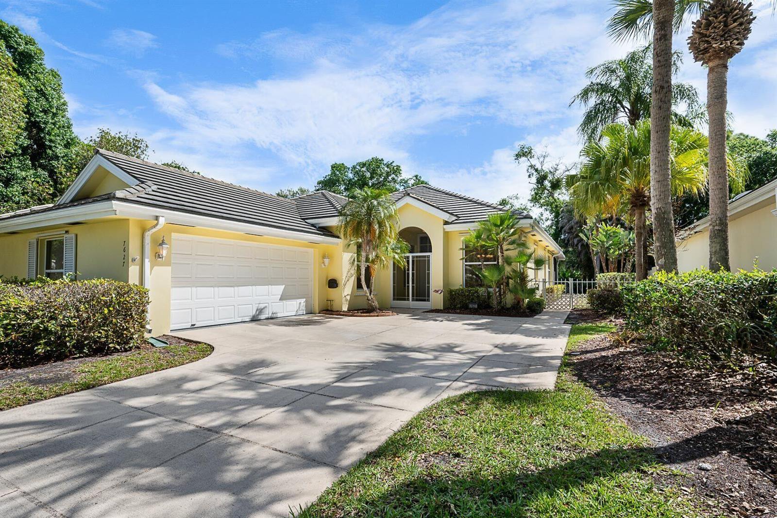 7627 SE Fiddlewood Lane, Hobe Sound FL 33455