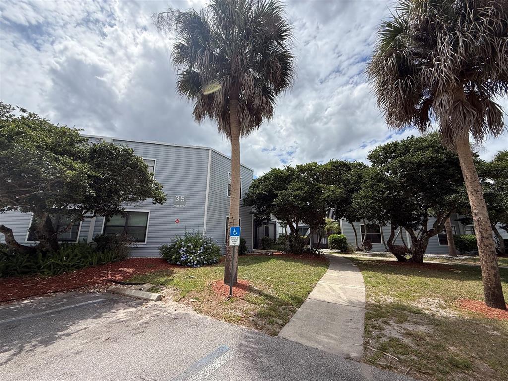 3940 ATRIUM DRIVE UNIT L7