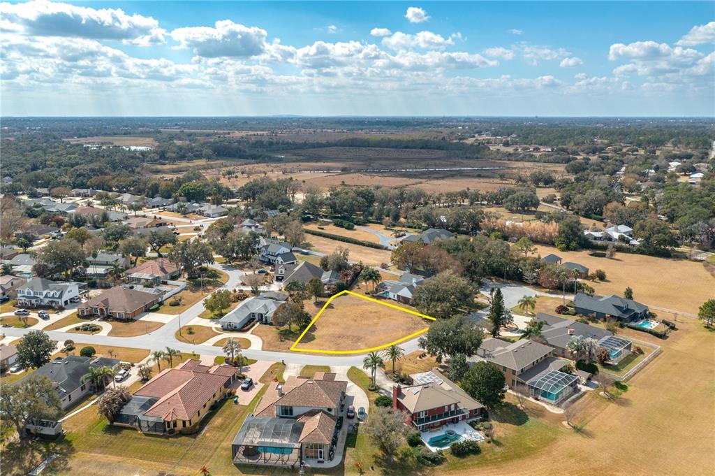 332 HAMILTON SHORE DRIVE, WINTER HAVEN, FL — photo 4 of 13