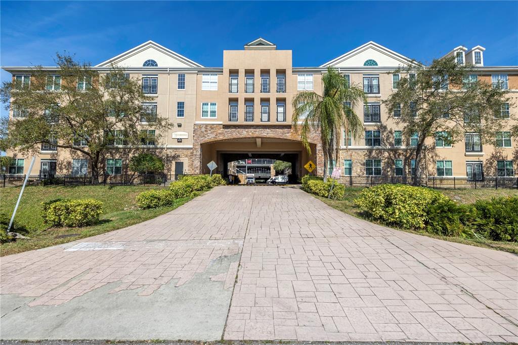 4221 W SPRUCE STREET UNIT 1325