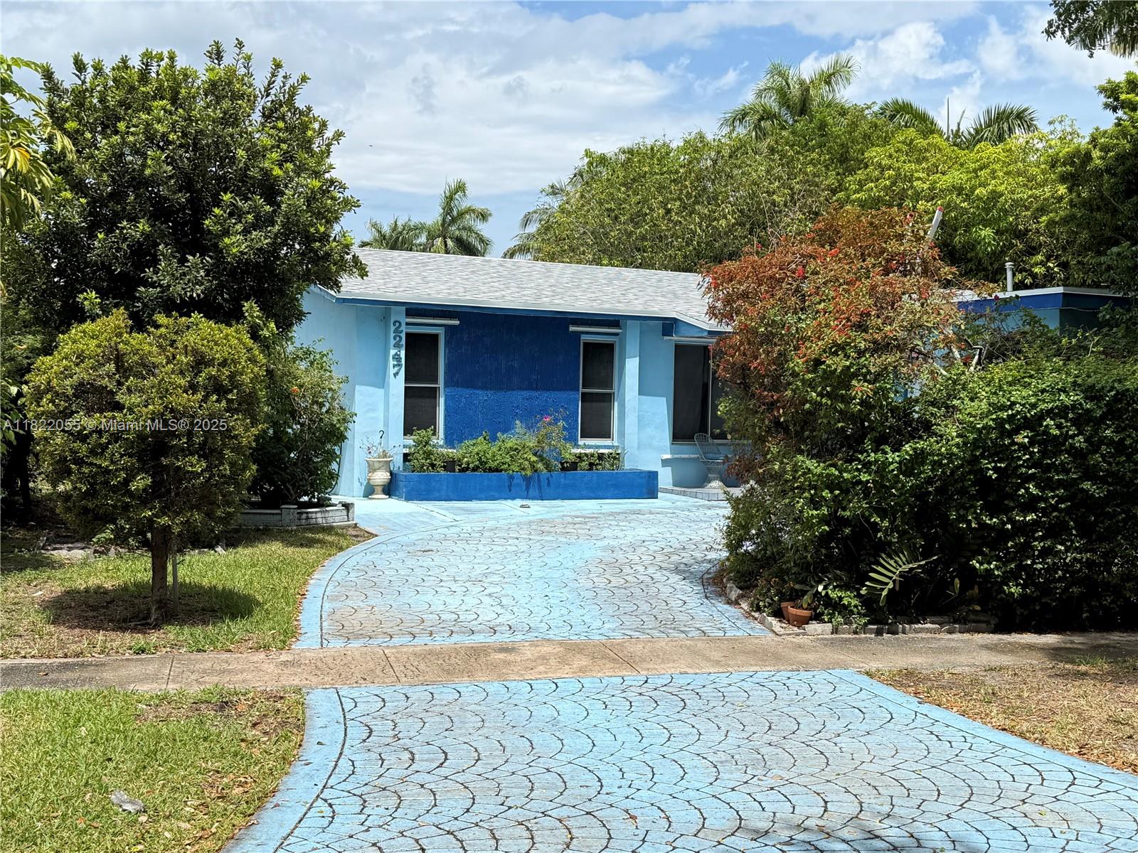 2247 NW 69th Ave, Sunrise FL 33313