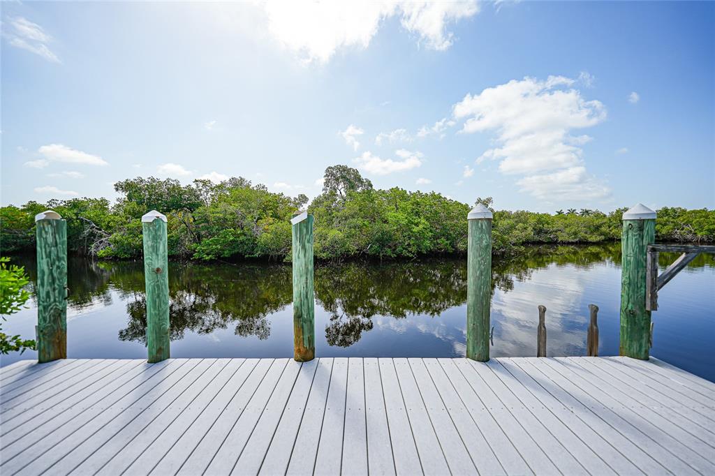 27 HAGUE ROAD, PUNTA GORDA, FL — photo 2 of 30
