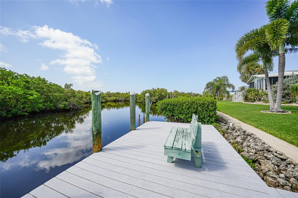 27 HAGUE ROAD, PUNTA GORDA, FL — photo 5 of 30