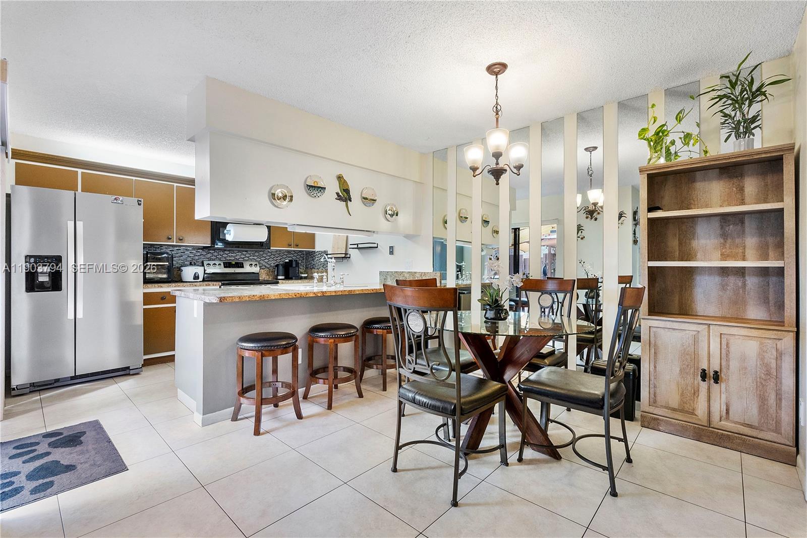 5924 NW 54th Ln, Tamarac FL 33319