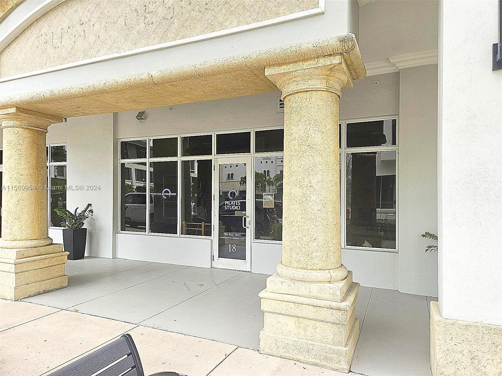 4100 Salzedo St # 18, Coral Gables FL 33146