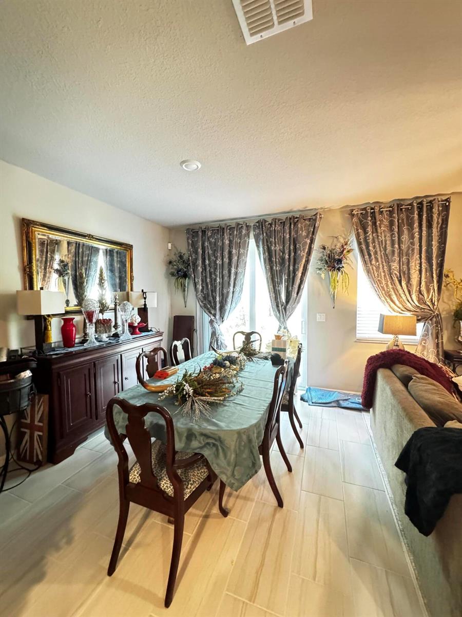 Dinning Room — 5646 SE Edgewater Circle, Stuart FL 34997, STUART, FL