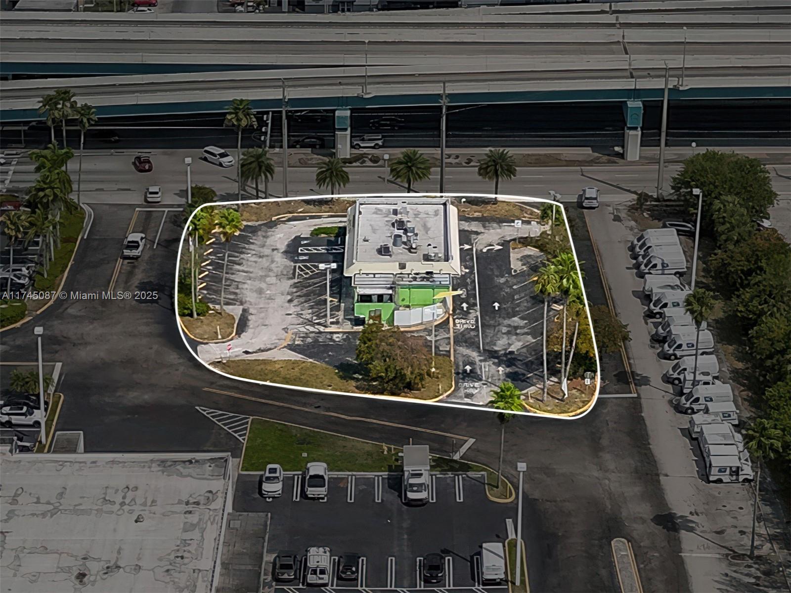7490 NW 25th St, Miami FL 33122
