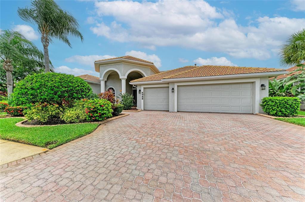 6988 74TH STREET CIRCLE E, BRADENTON, FL — photo 3 of 30