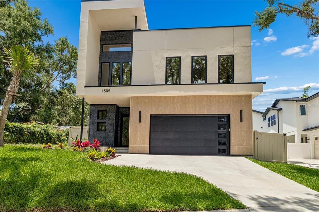 1305 HILTON PLACE