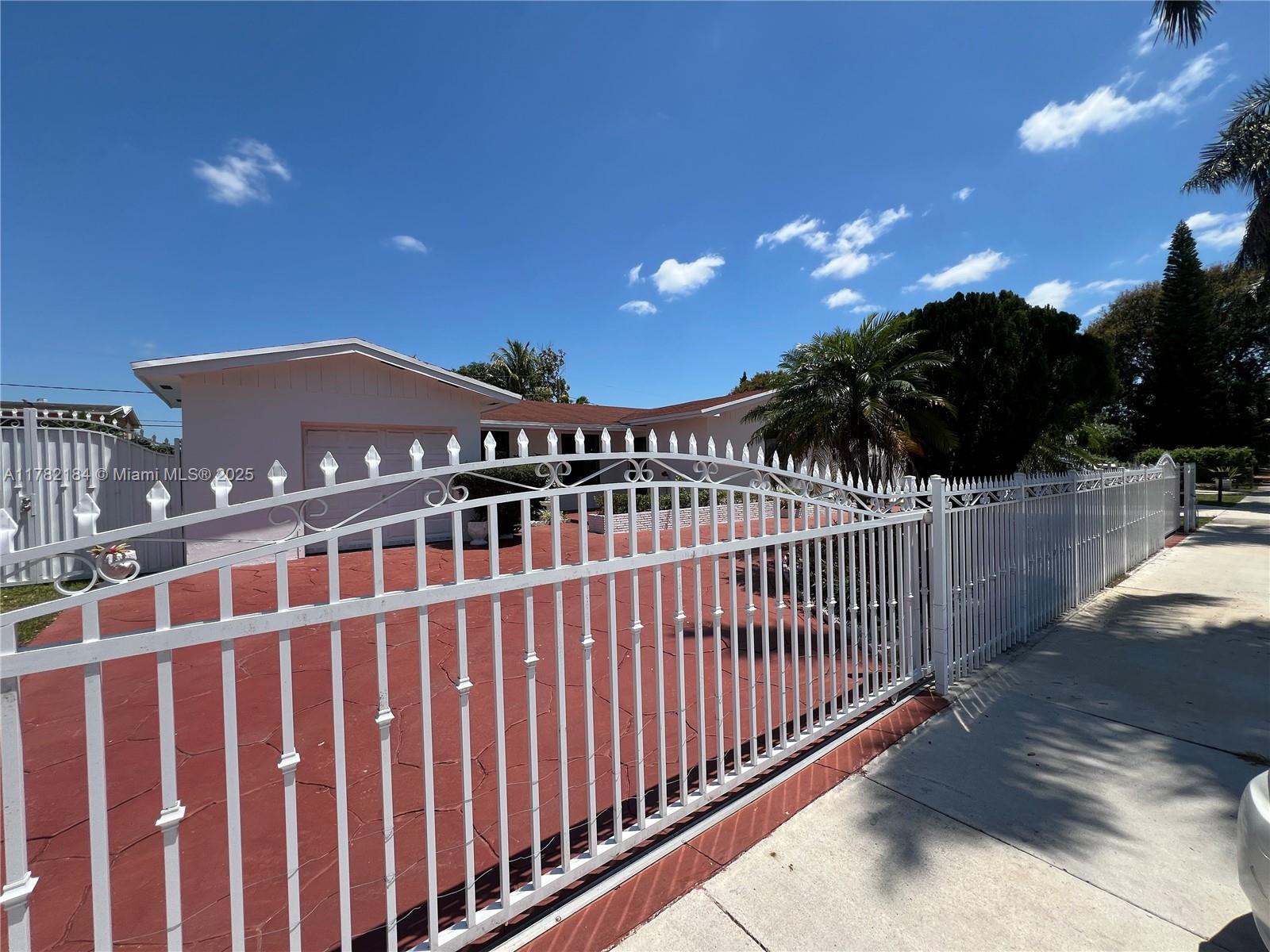 17741 SW 112th Ave, Miami FL 33157
