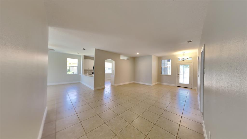 2416 CARAWAY DRIVE, VENICE, FL — photo 4 of 14