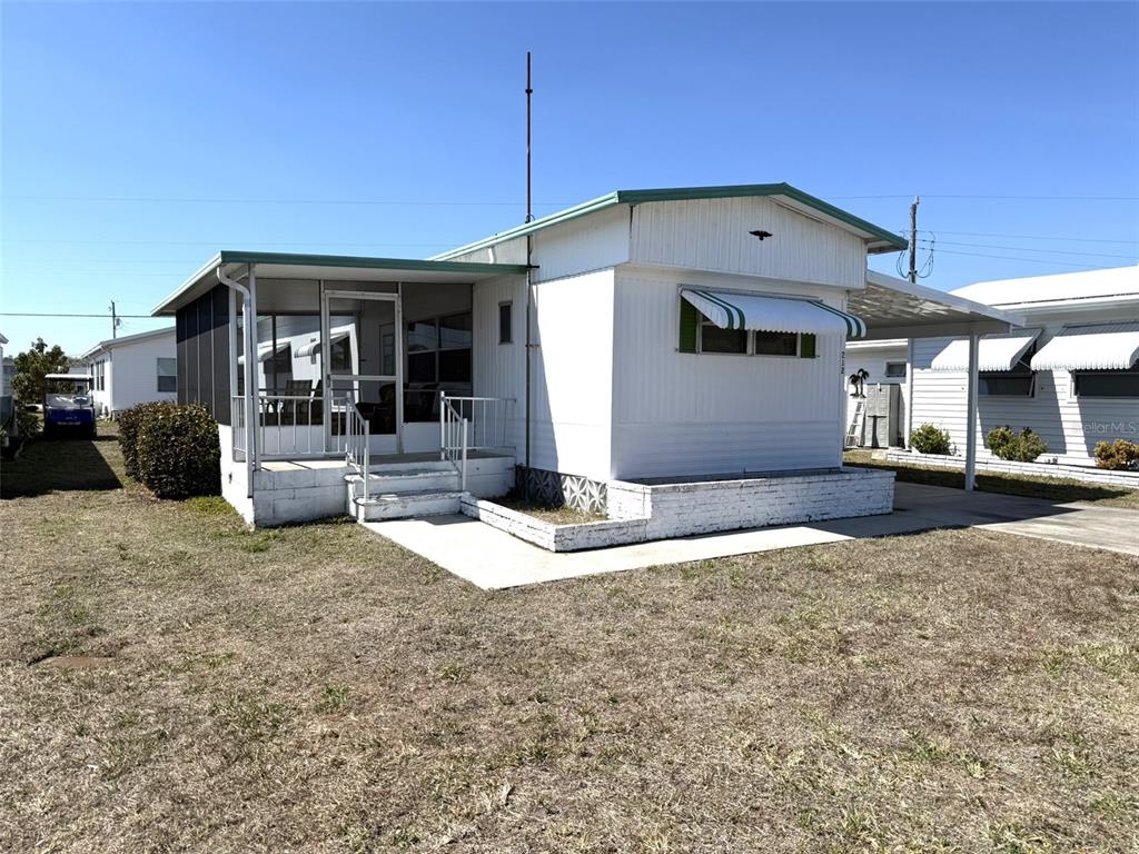212 WOLVERINE AVENUE