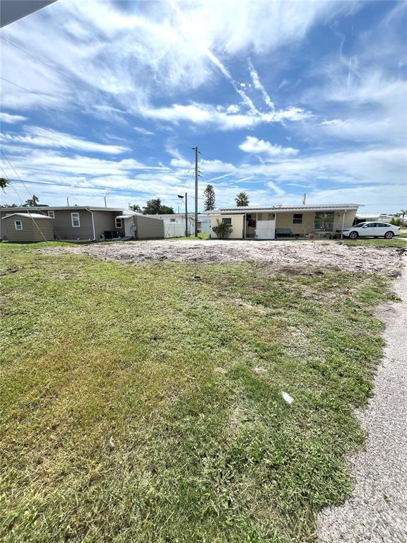 6903 E BAYOU LANE, BRADENTON, FL — photo 4 of 26