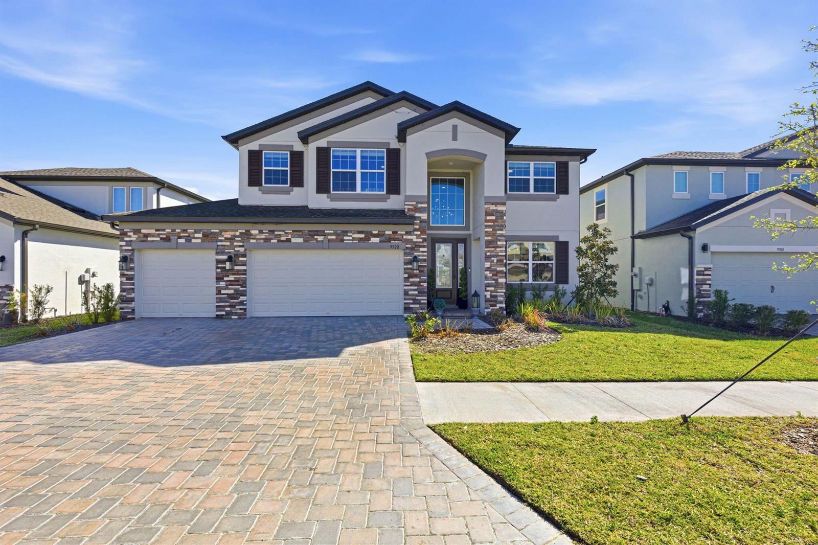9522 Seagrass Port Pass, FL 33545
