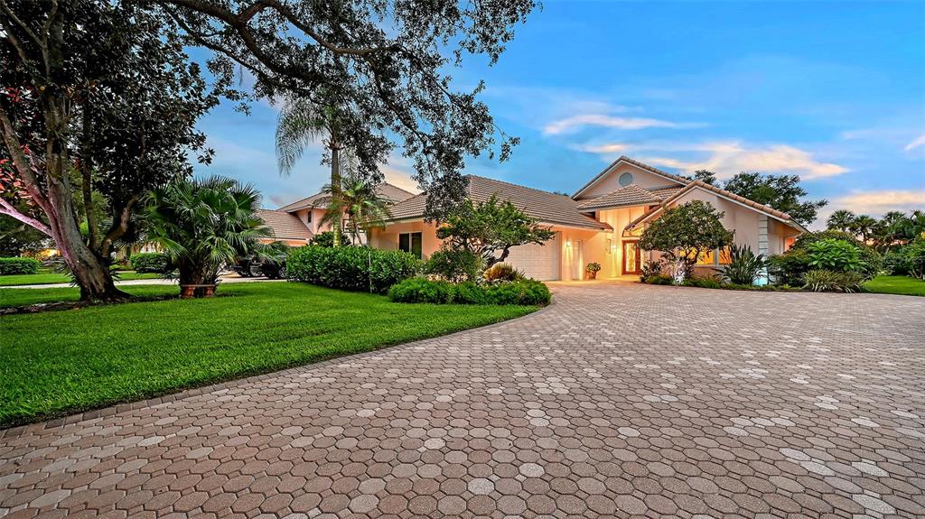 5476 GOLF POINTE DRIVE, SARASOTA, FL — photo 2 of 30