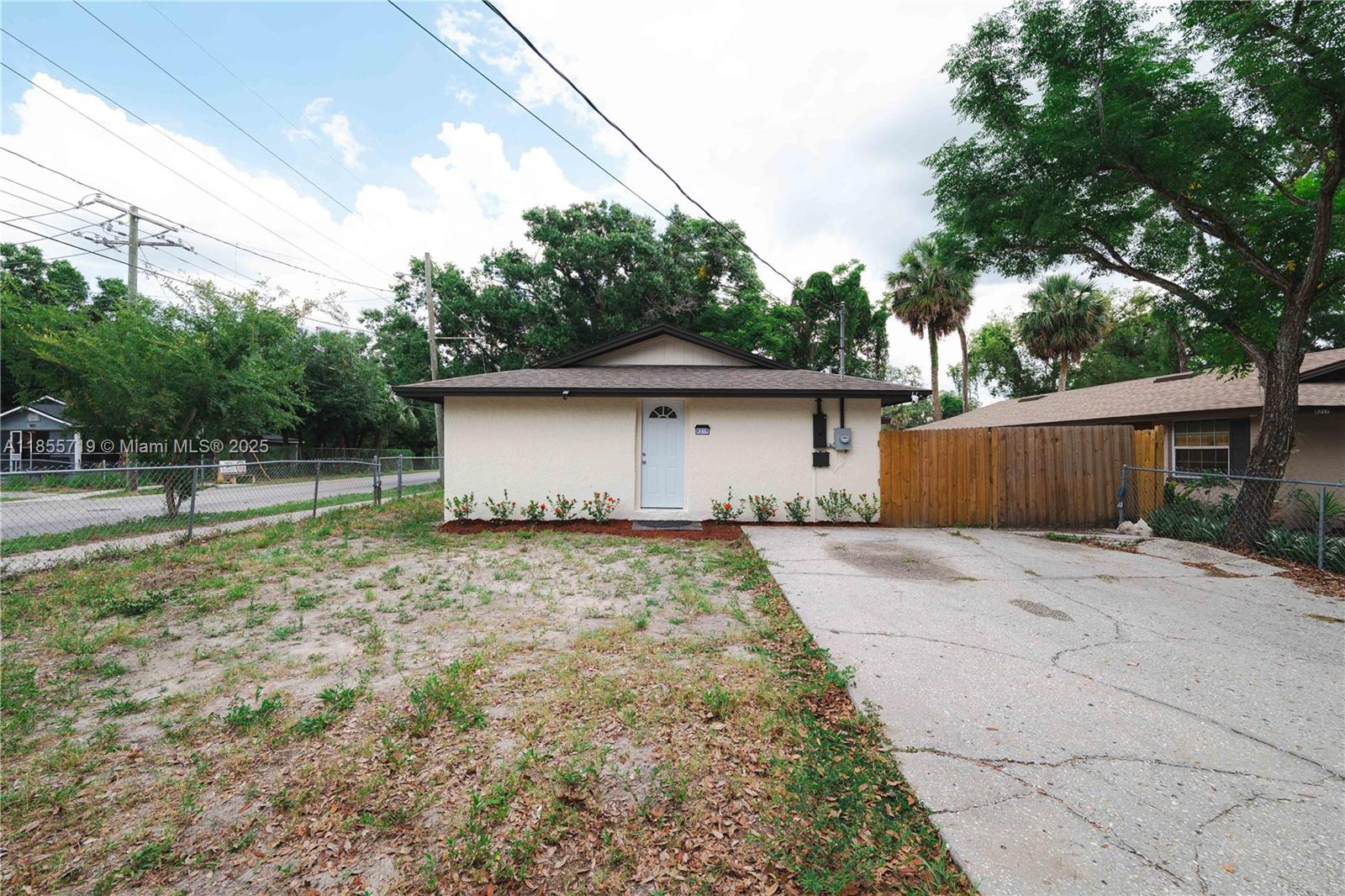 8319 N 14Th Street, Tampa FL 33604