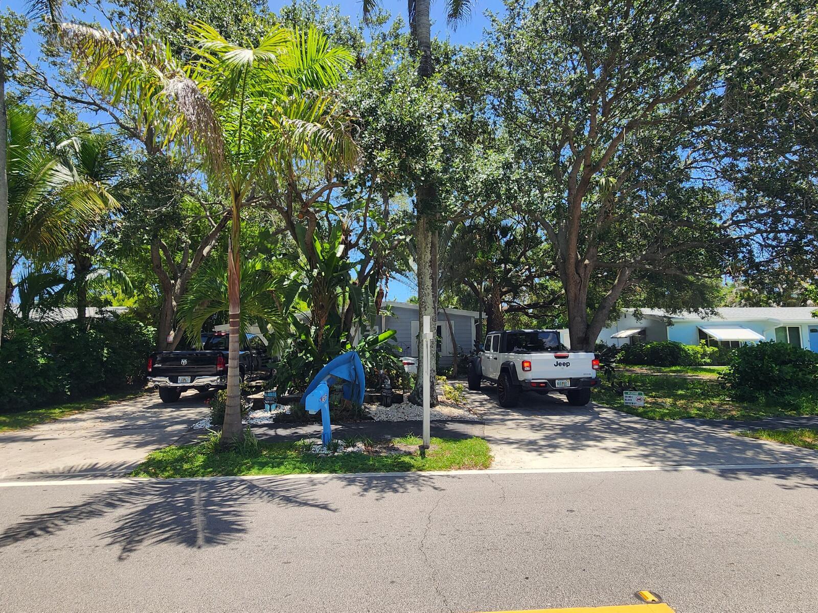 305 S Loxahatchee Drive, Jupiter FL 33458