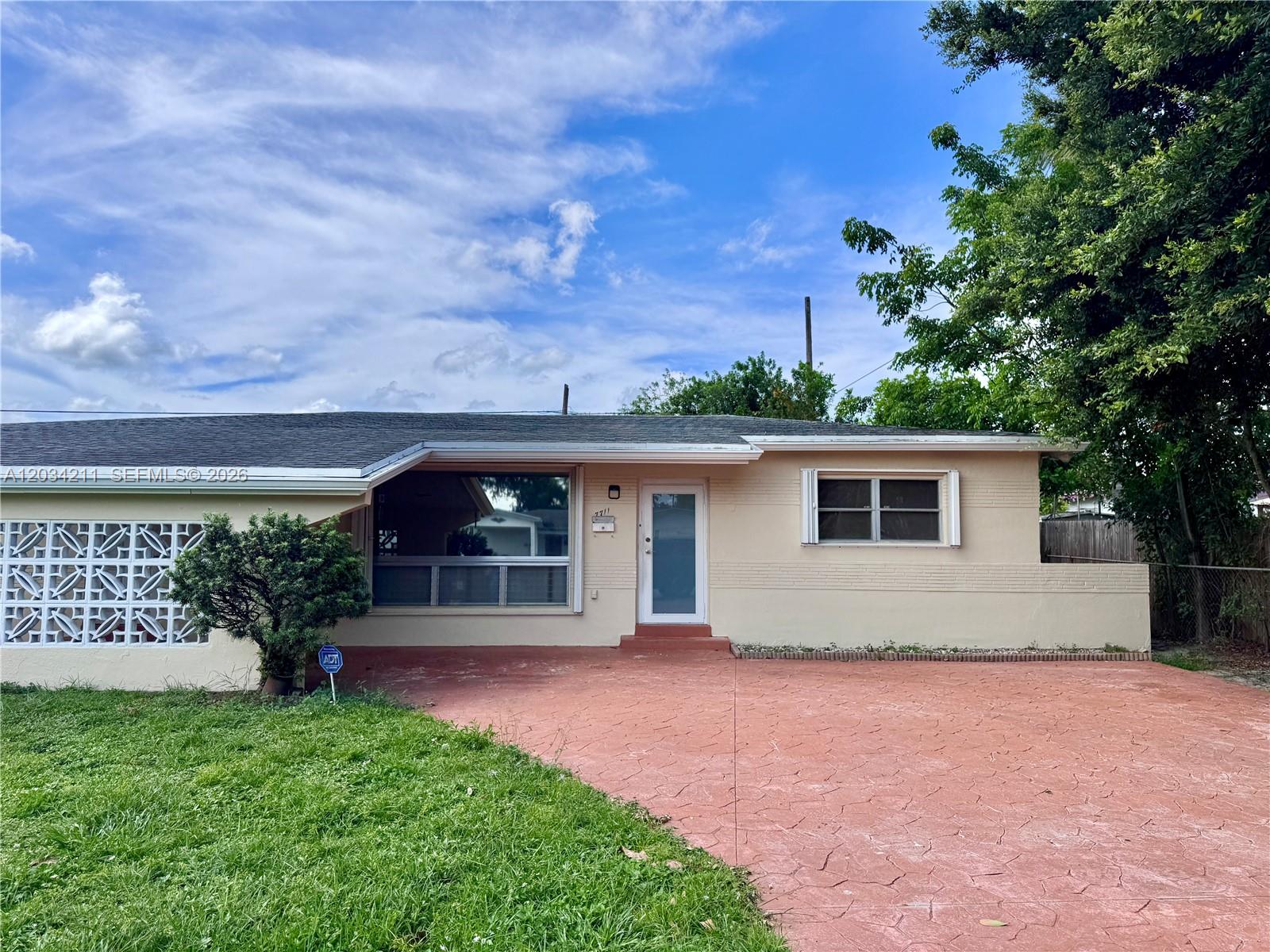 7711 Juniper St, Miramar FL 33023