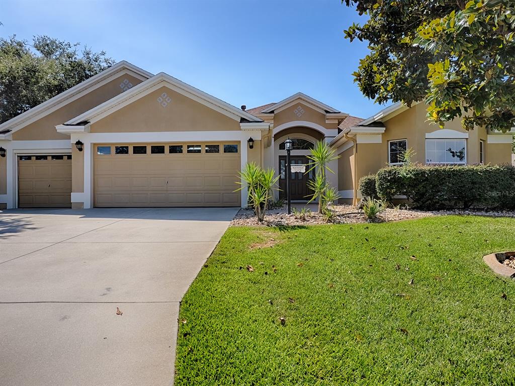 7379 SE 173RD ARLINGTON LOOP