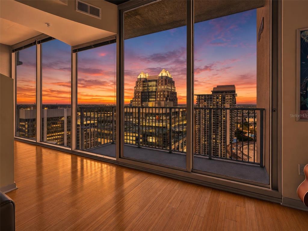 155 S COURT AVENUE UNIT 2514