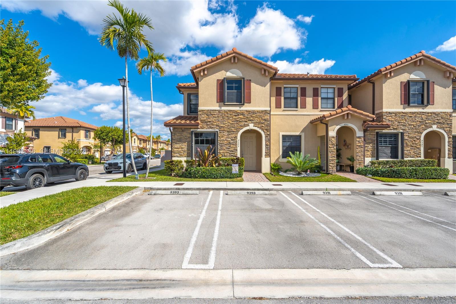 9393 W 33rd Way, Hialeah FL 33018