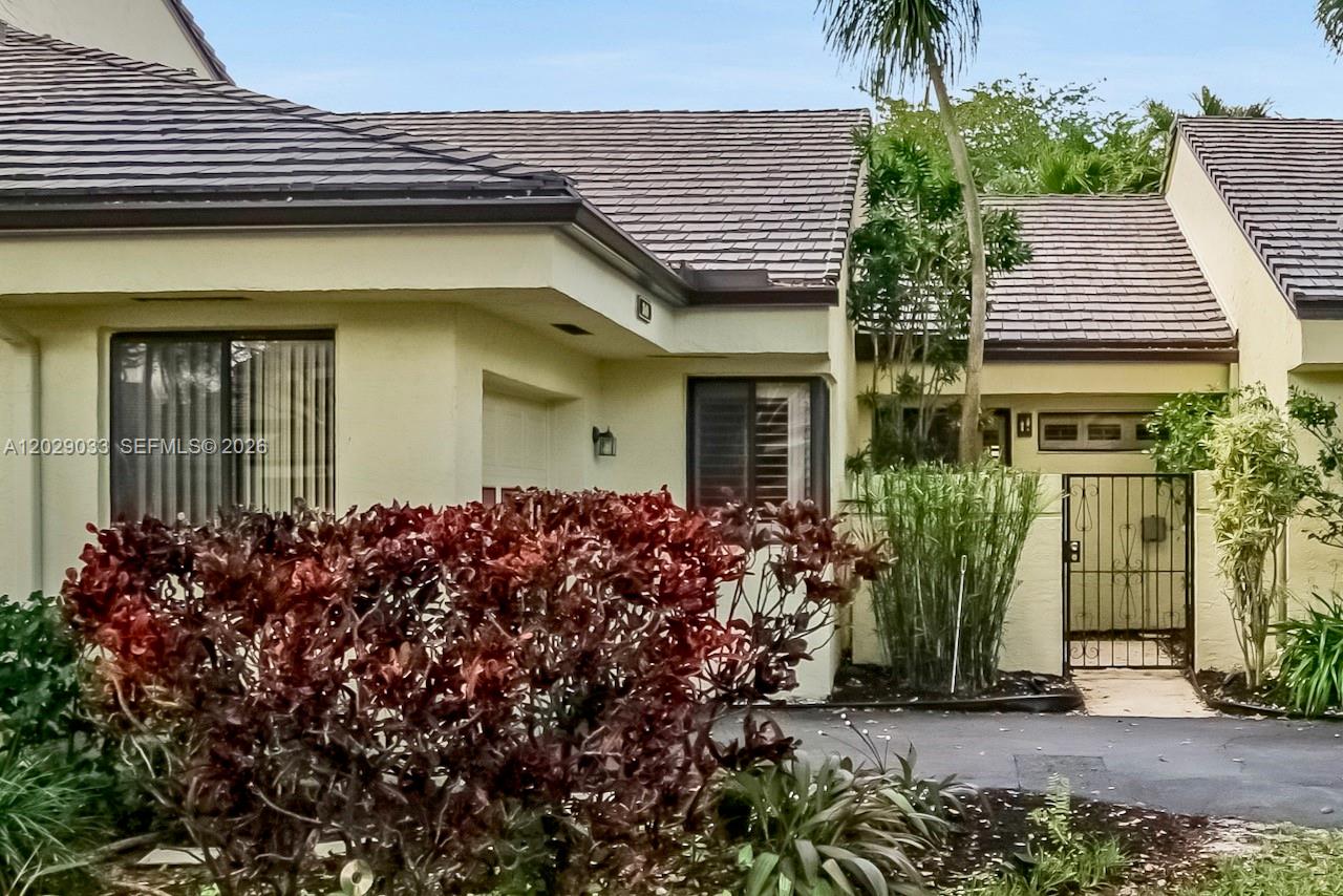 349 NW 94th Ter, Plantation FL 33324