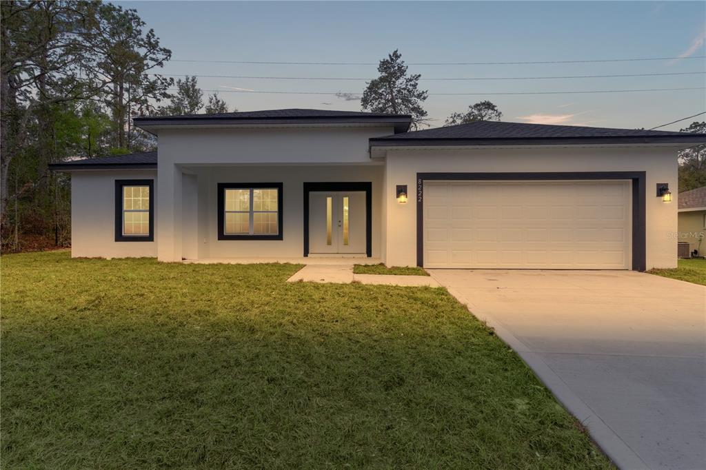 8222 N VINCE DRIVE