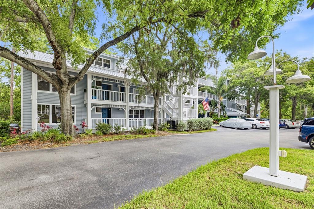 2533 DOLLY BAY DRIVE UNIT 105