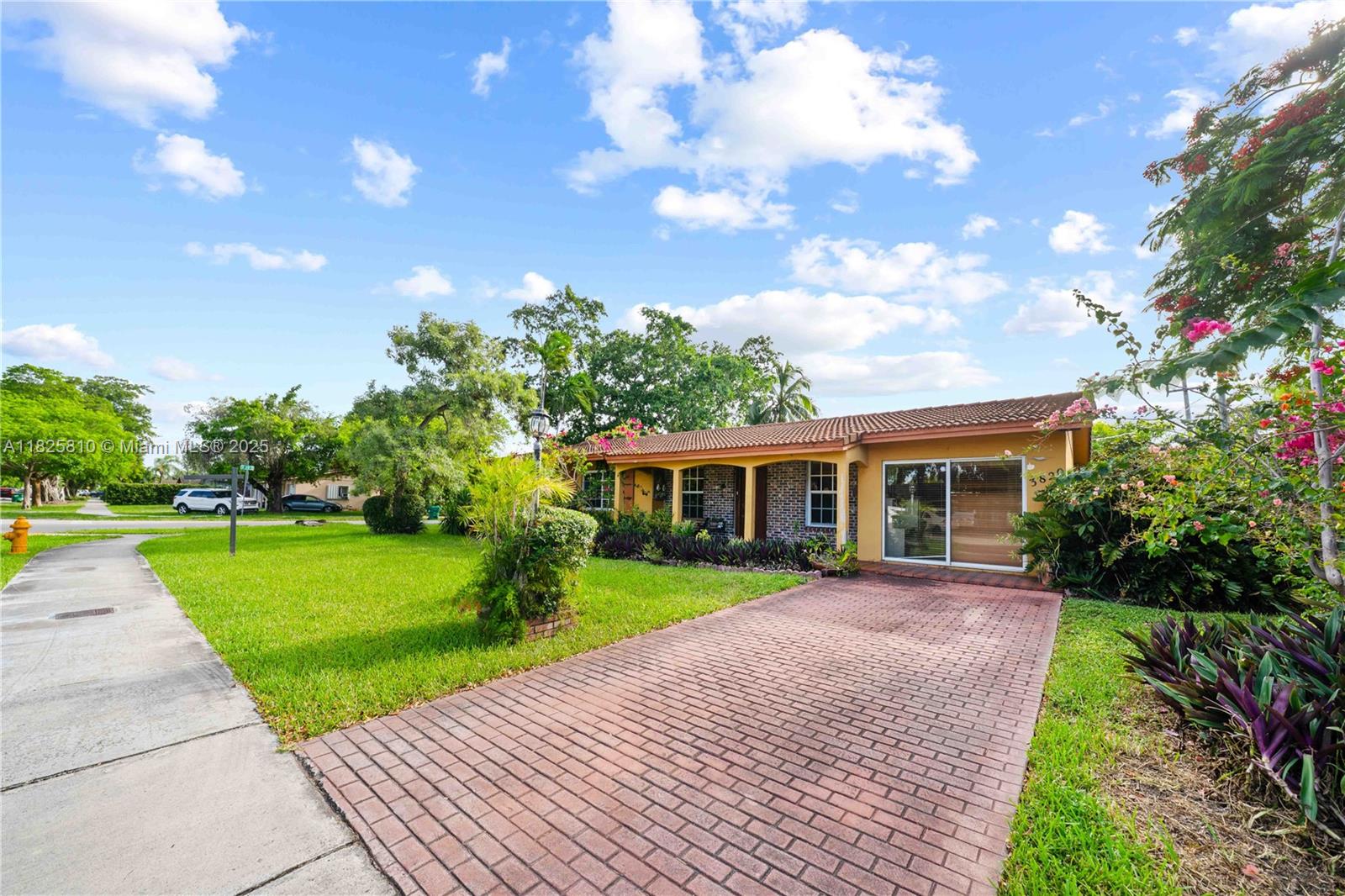 3820 SW 122nd Ave, Miami FL 33175