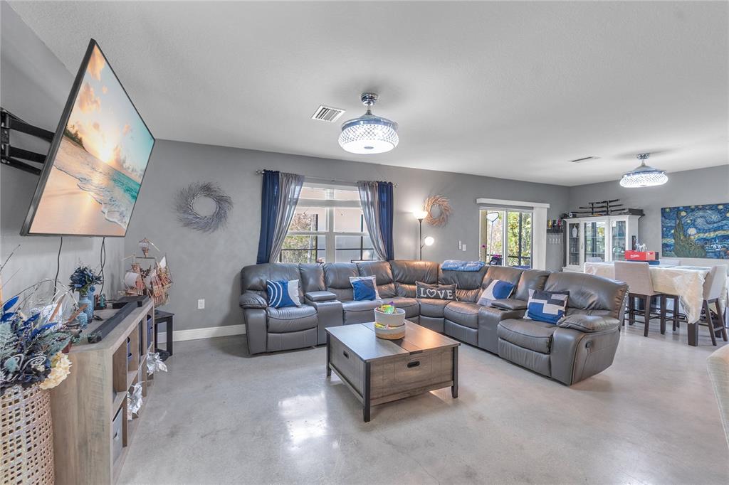 5330 SAN PALERMO DRIVE, BRADENTON, FL — photo 4 of 30