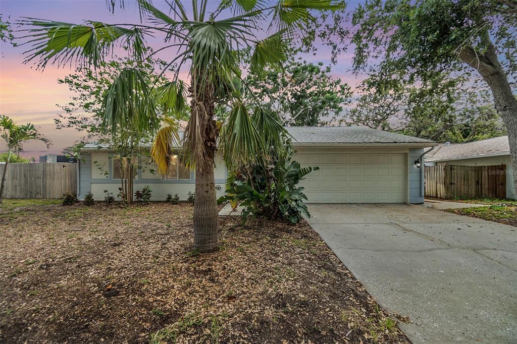 1041 FOREST GROVE BOULEVARD