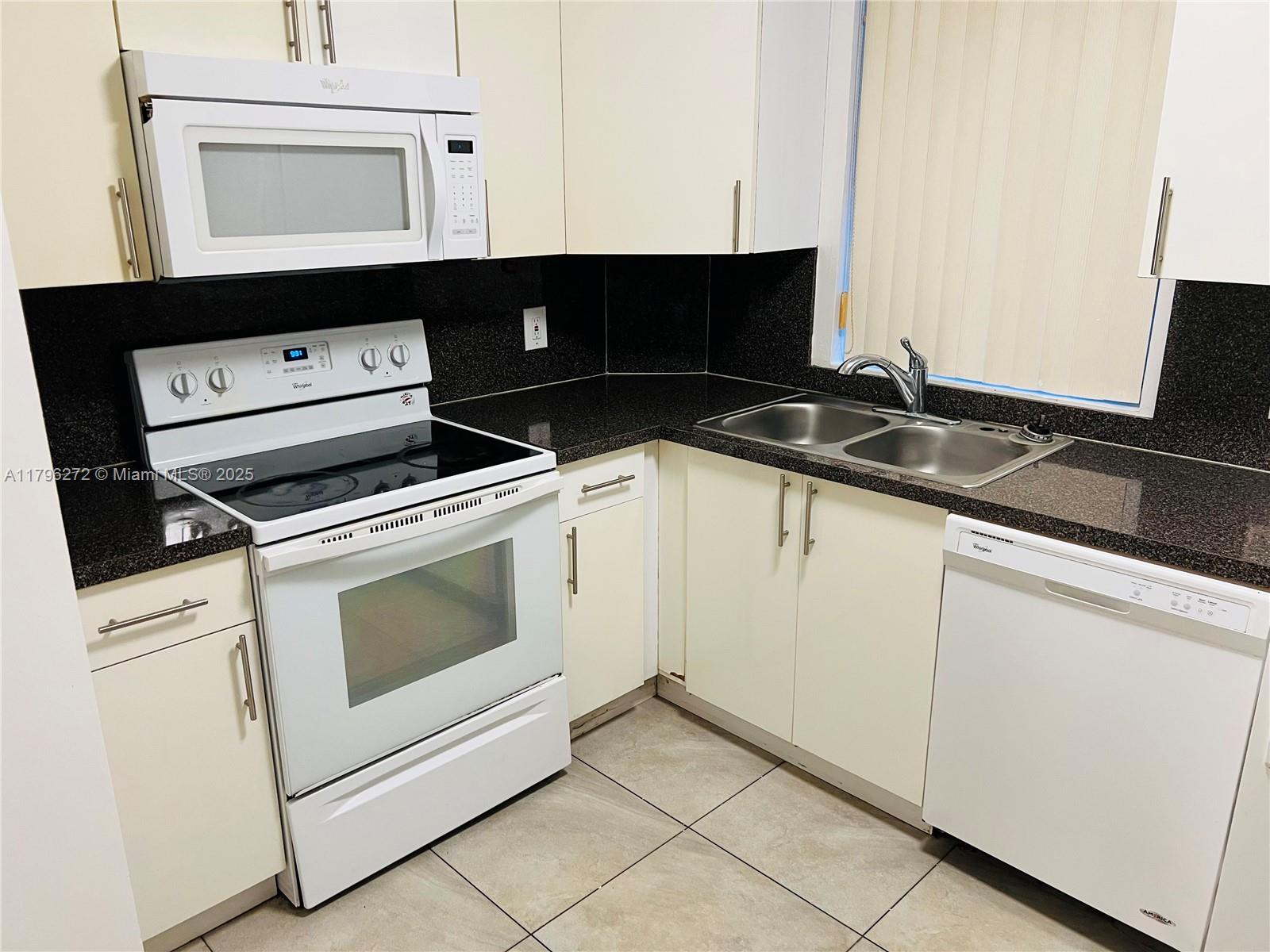 6115 NW 186th St # 202, Hialeah FL 33015