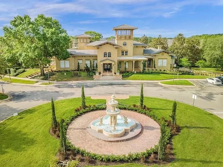 102 VISTA VERDI CIRCLE UNIT 124