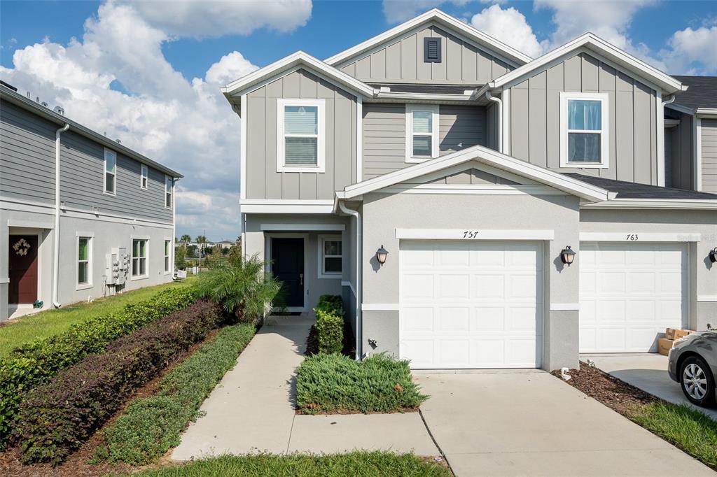 757 STONEY POINT CIRCLE