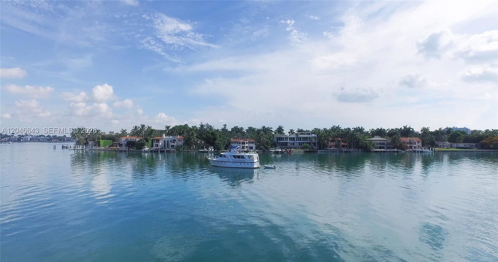 257 N Coconut Ln, Miami Beach FL 33139