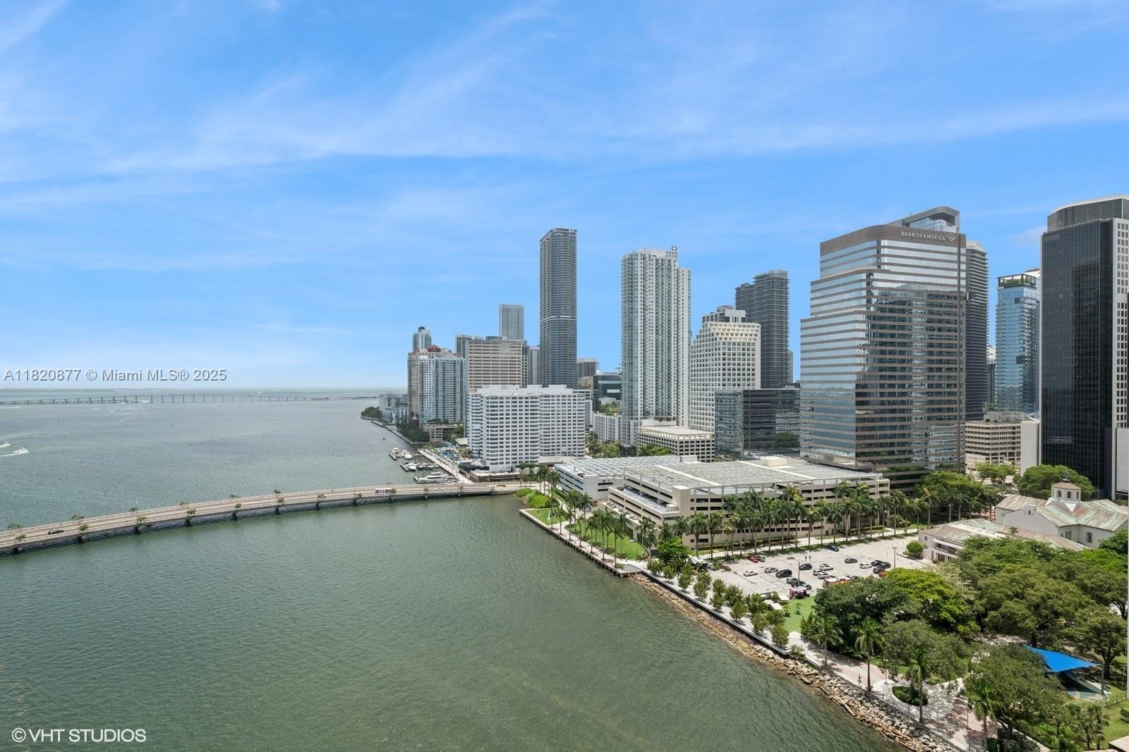 801 Brickell Key Blvd # 2202, Miami FL 33131