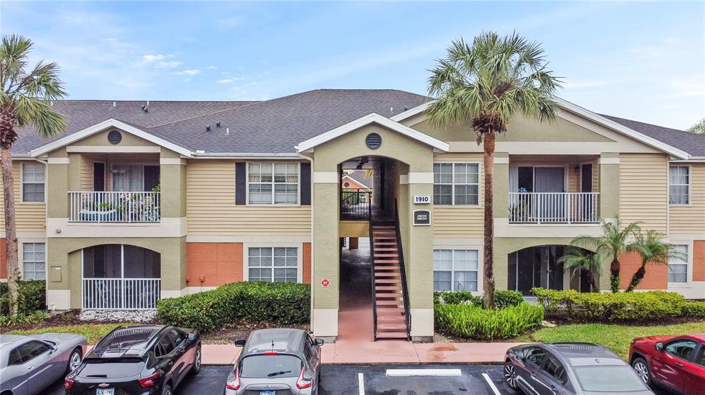 1910 SUMMER CLUB DRIVE UNIT 108