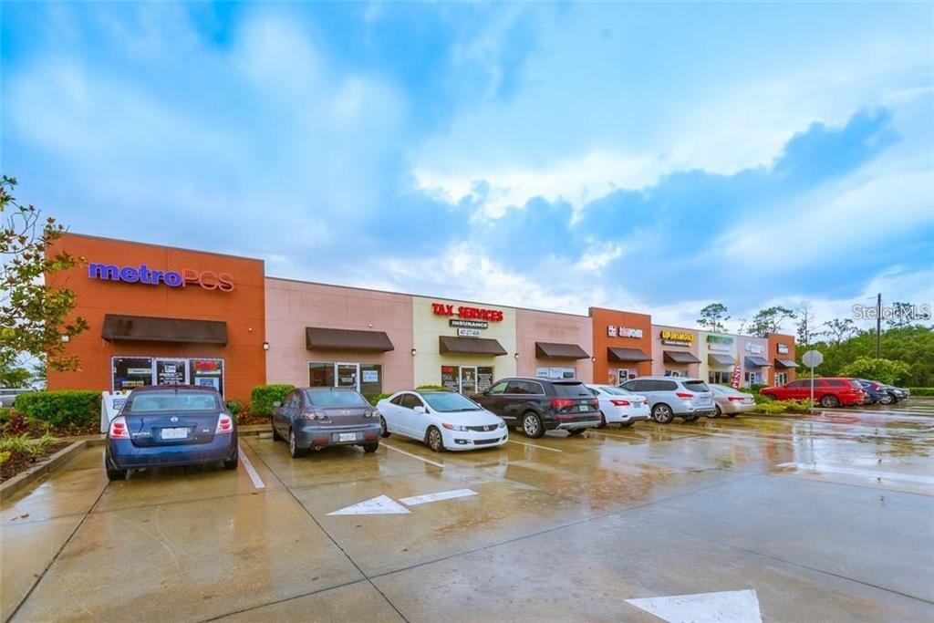 3900 S GOLDENROD ROAD UNIT 106