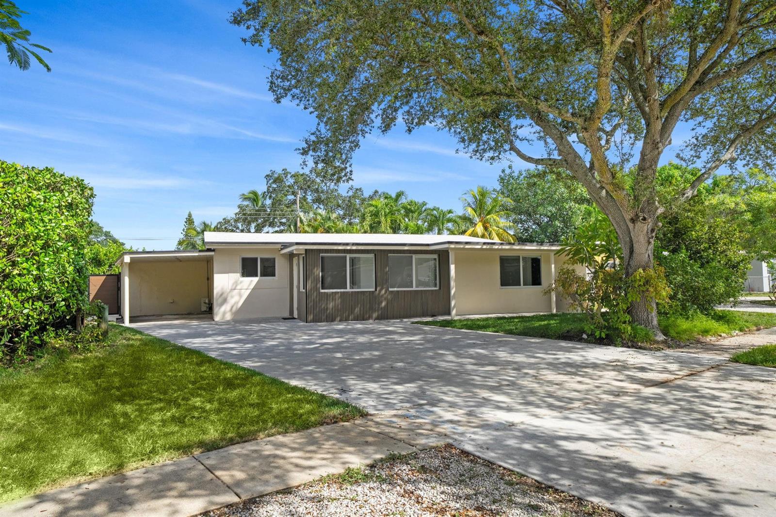 823 SW 27th Street, Fort Lauderdale FL 33315