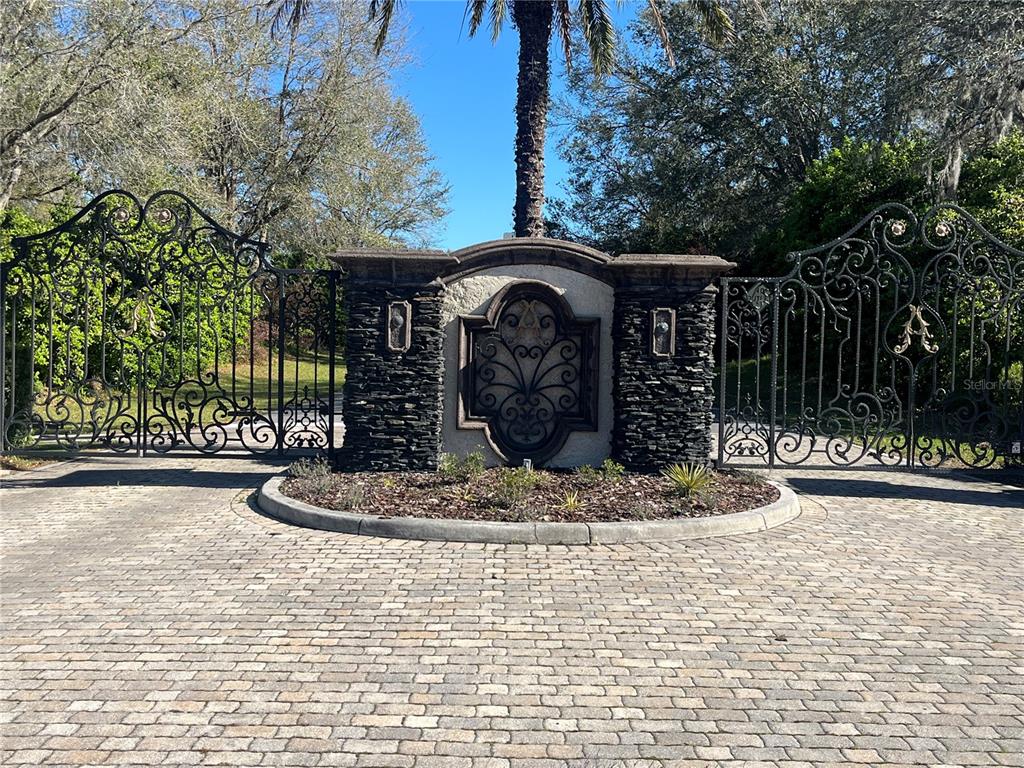 000 SE 118TH LANE, BELLEVIEW, FL — photo 2 of 13