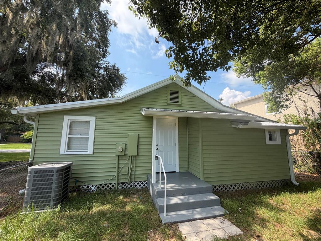 1216 7TH STREET, ST CLOUD, FL — photo 2 of 22