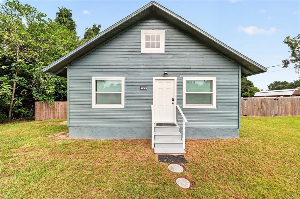 705 NW 64TH PLACE
