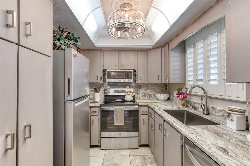 935 OCEAN SHORE BOULEVARD UNIT 4040, ORMOND BEACH, FL — photo 4 of 30