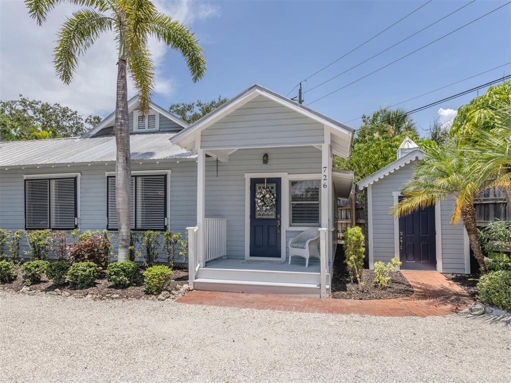 726 EAGLE POINT DRIVE, VENICE, FL — photo 3 of 30