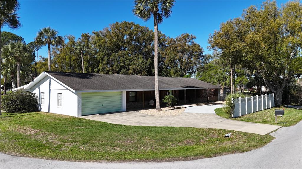 11230 SE TIMUCUAN ROAD, SUMMERFIELD, FL — photo 3 of 30
