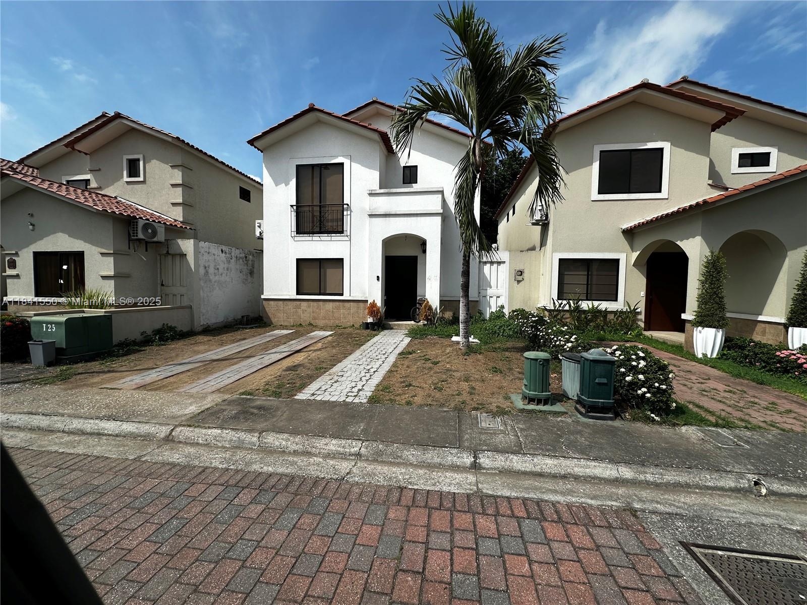 La Serena Mzna 4 Villa 11 Calle 3era, G